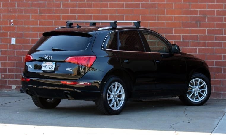 Alquila un coche en Tirana