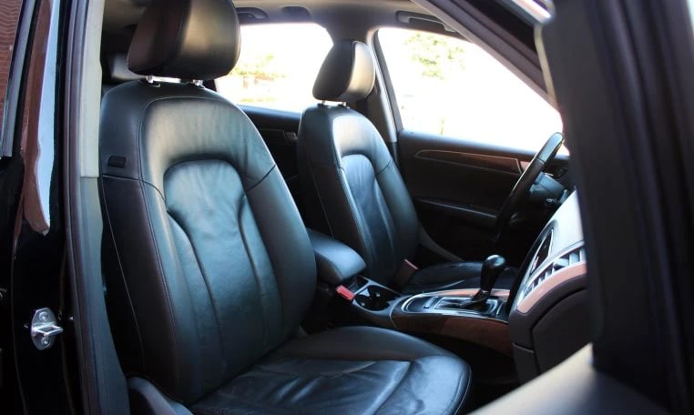 Alquila un coche en Tirana