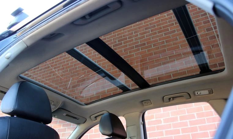 Alquila un coche en Tirana