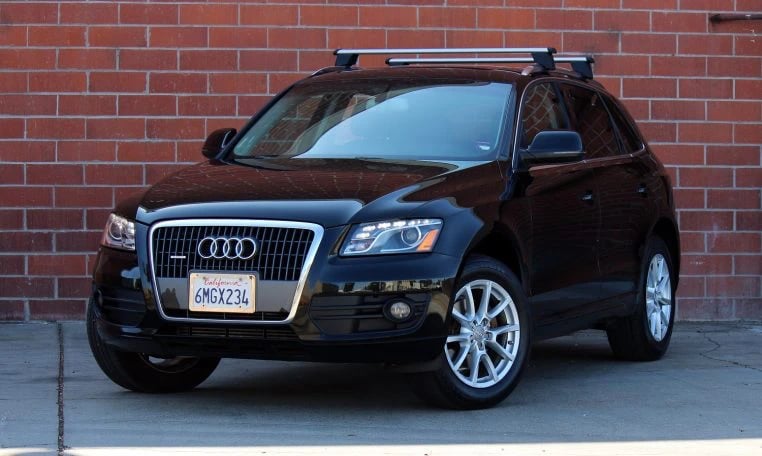 Alquila un coche en Tirana