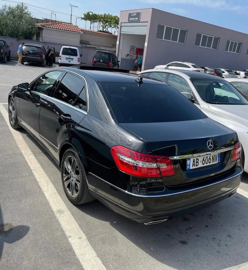 Rent a car in Vlorë