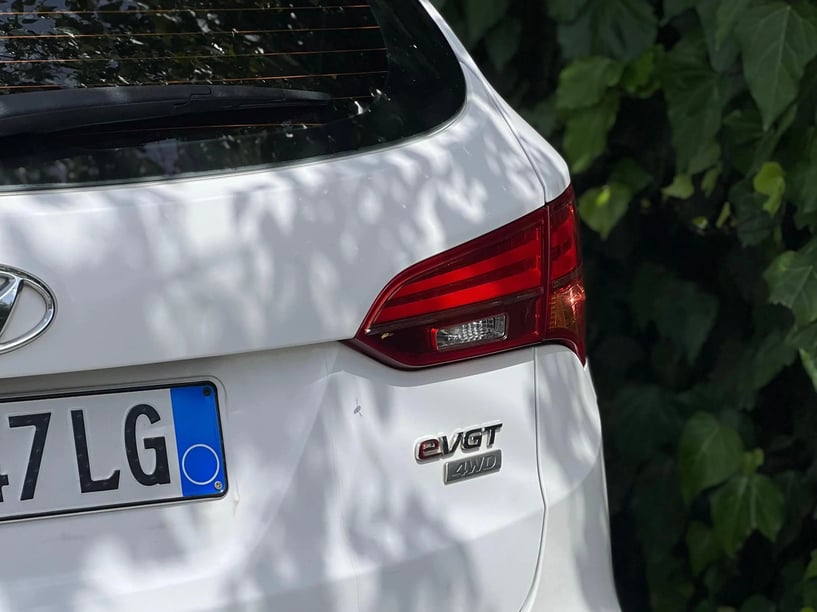 Rent a car in Tirana