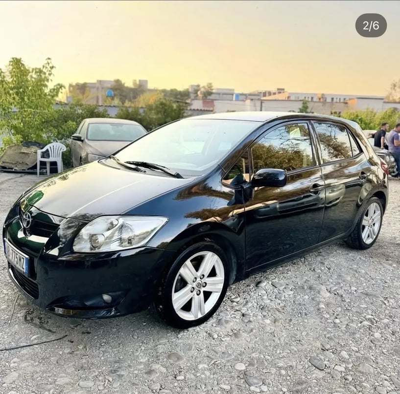 Rent a car in Tirana