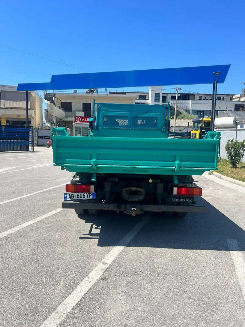 Louer une voiture à Vlorë