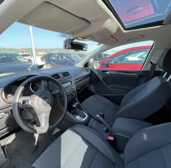 Wynajmij samochód w Tirana