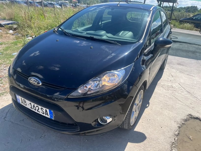 Rent a car in Tirana