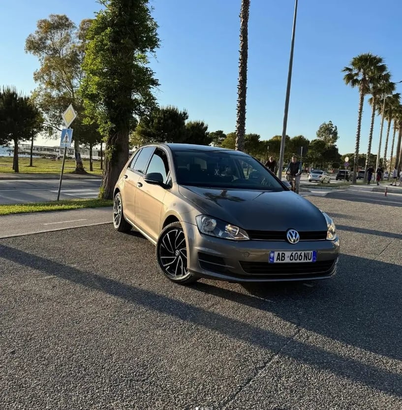 Wynajmij samochód w Vlorë