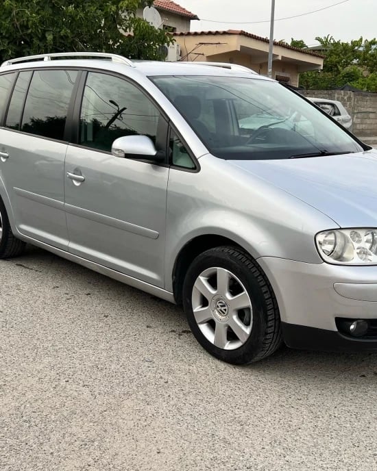 Rent a car in Tirana