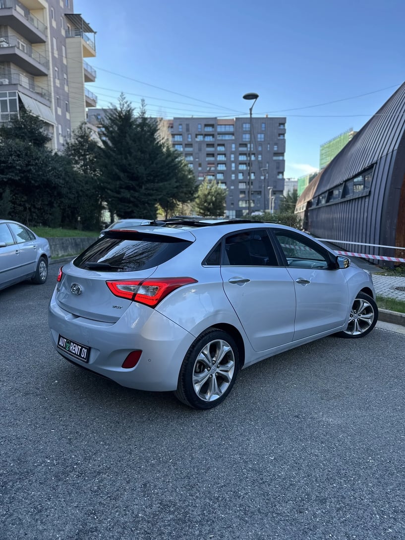 Rent a car in Tirana