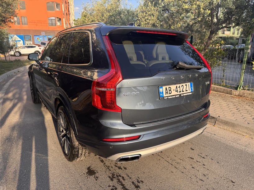 Rent a car in Tirana