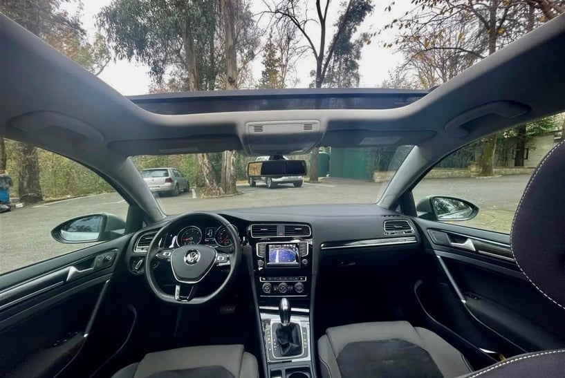 Louer une voiture à Tirana