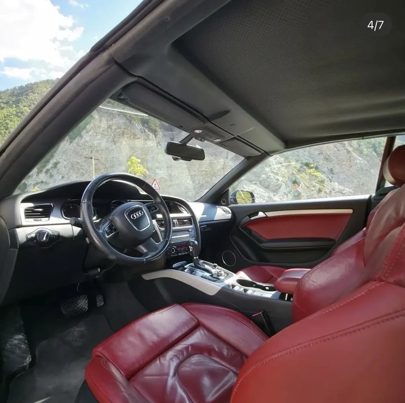 Rent a car in Tirana