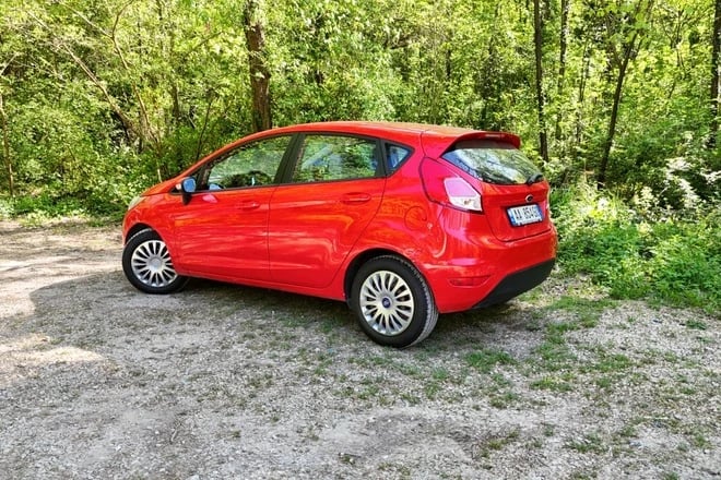 Wynajmij samochód w Tirana