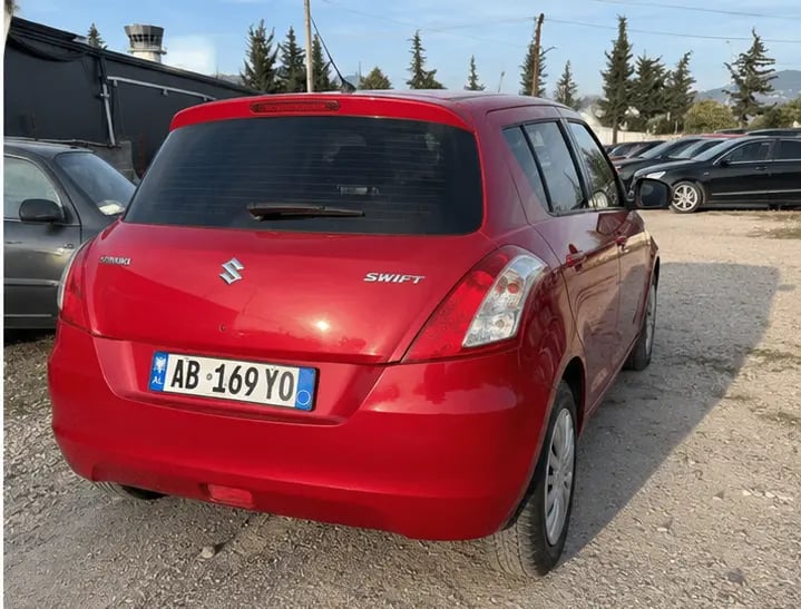 Auto mieten in Tirana