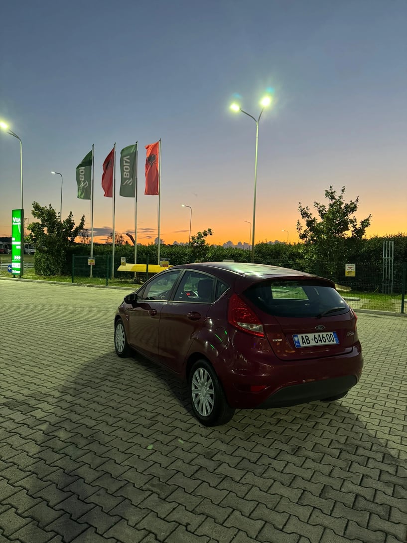 Auto mieten in Tirana