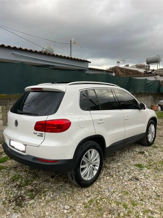 Wynajmij samochód w Tirana