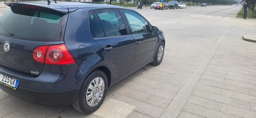 Rent a car in Tirana