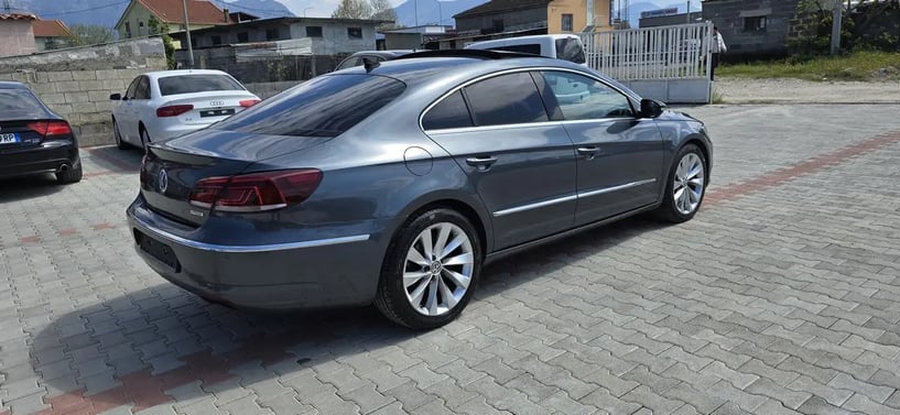 Auto mieten in Tirana