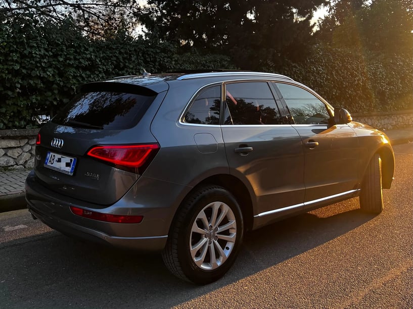 Rent a car in Tirana