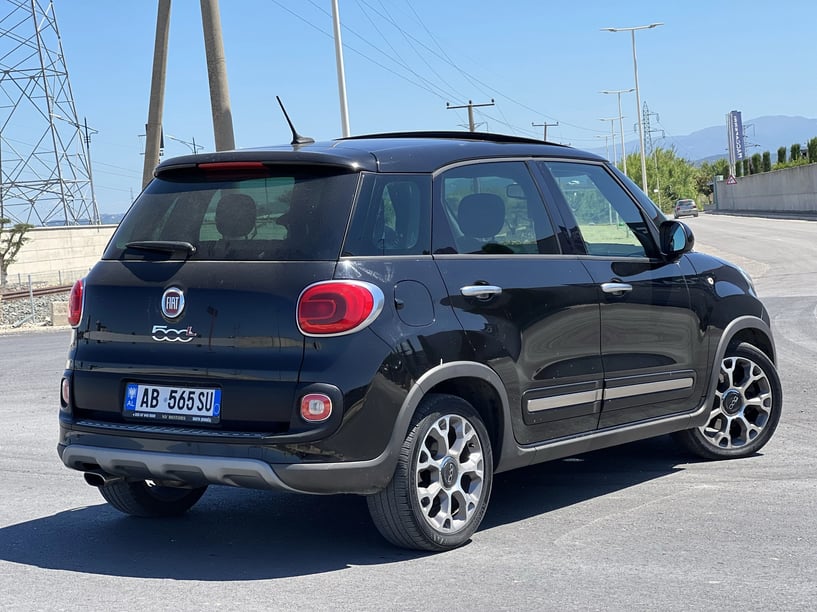 Rent a car in Durrës