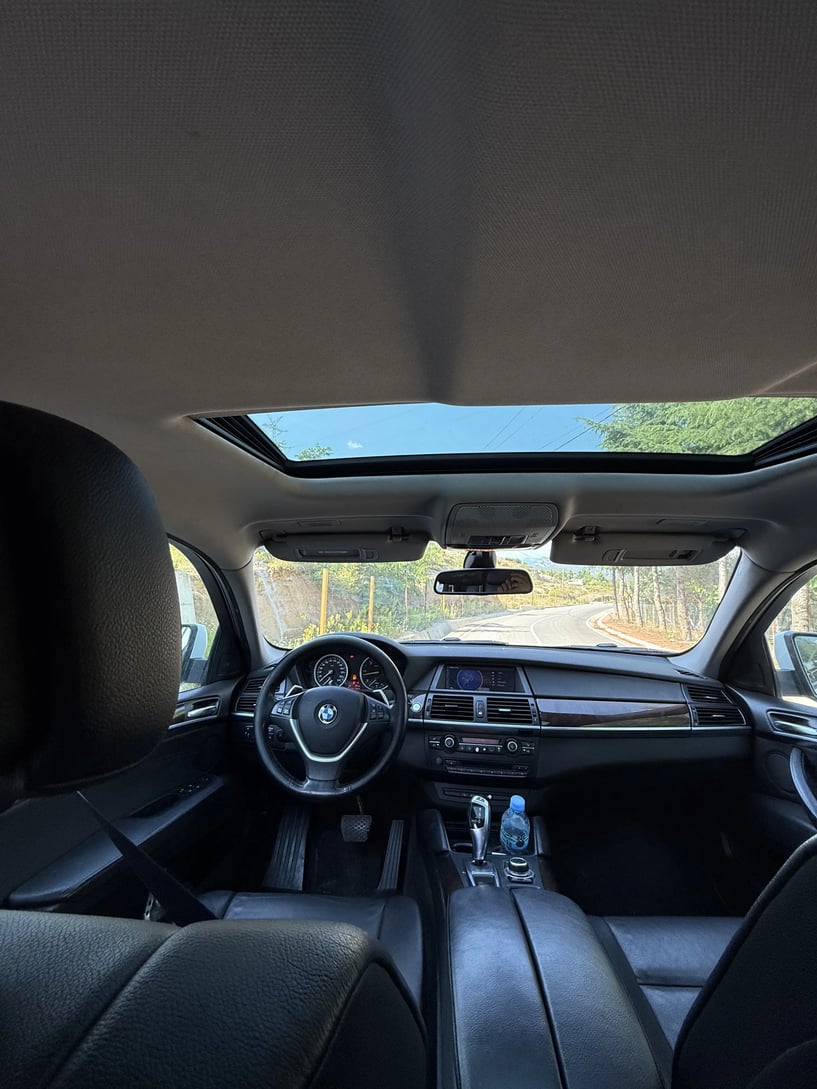 Rent a car in Tirana