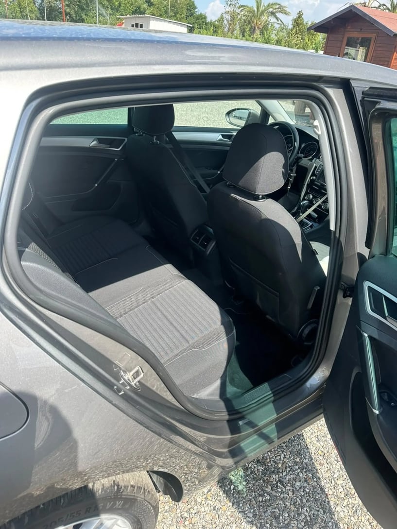 Rent a car in Vlorë