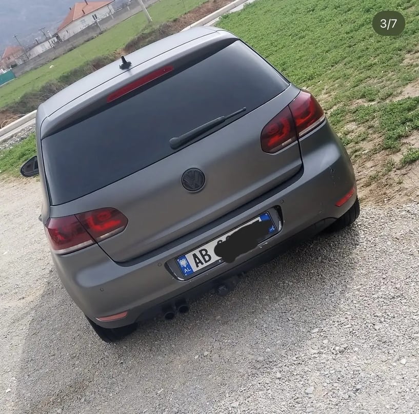 Rent a car in Tirana