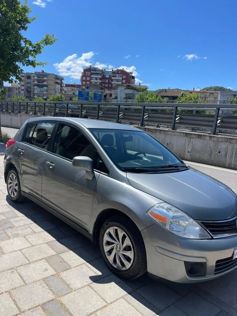 Rent a car in Tirana