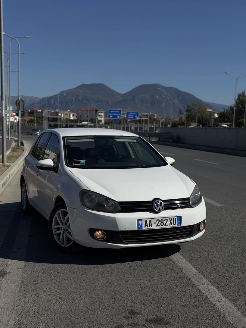 Louer une voiture à Tirana