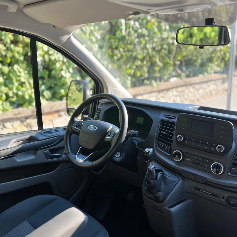 Noleggia un'auto a Tirana