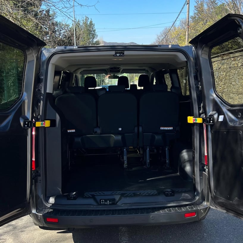 Noleggia un'auto a Tirana