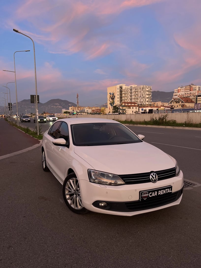 Wynajmij samochód w Tirana