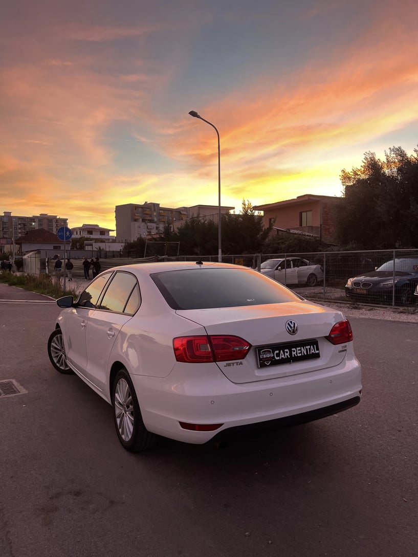 Wynajmij samochód w Tirana