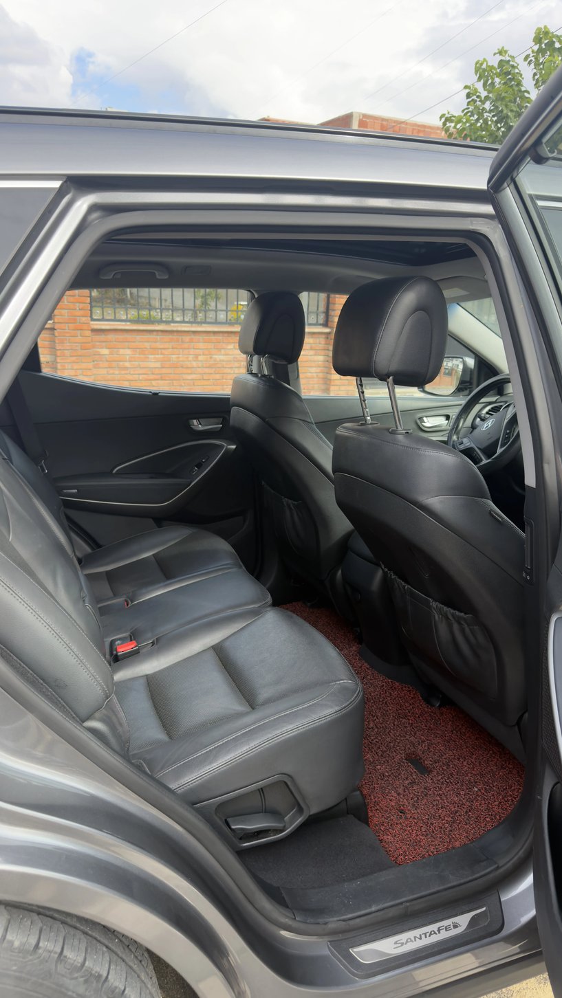 Rent a car in Tirana