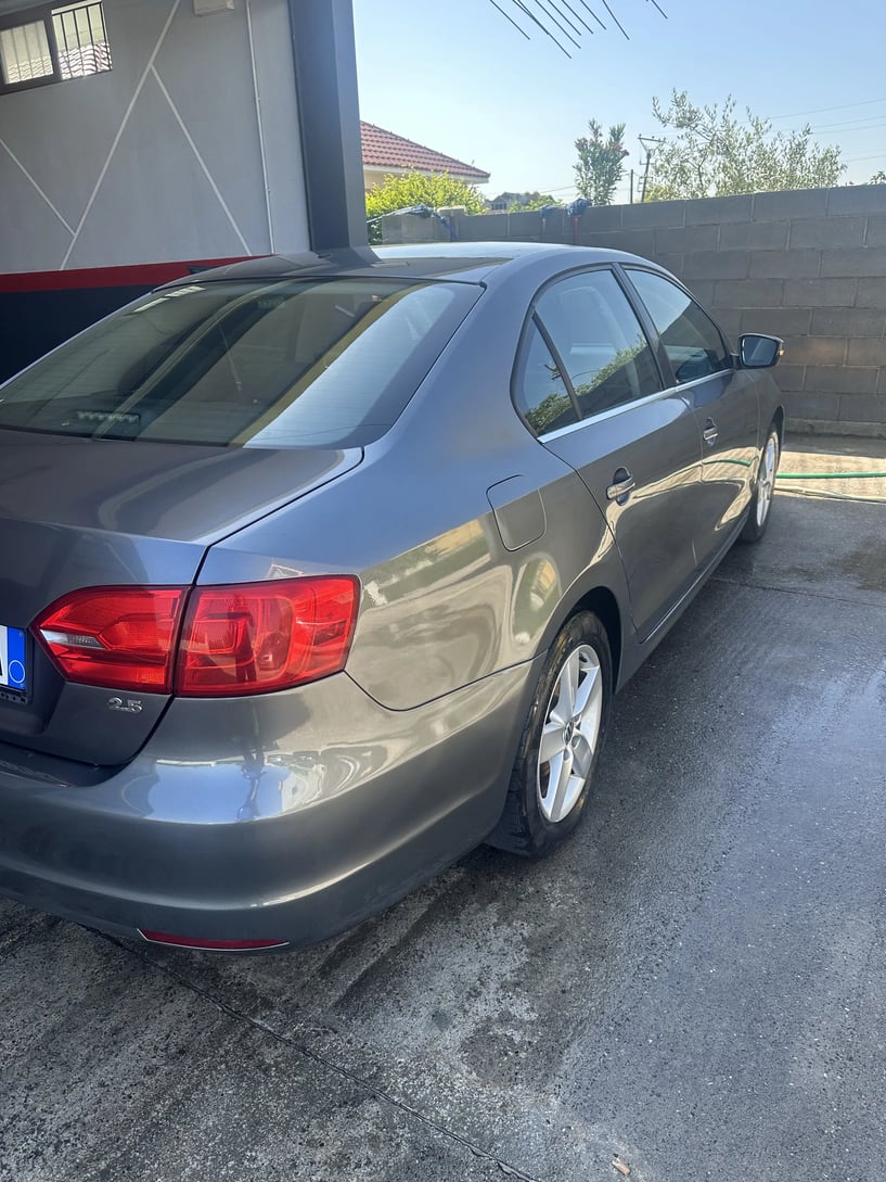 Rent a car in Tirana