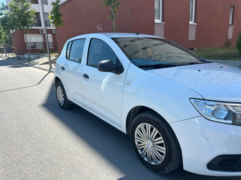 Rent a car in Tirana
