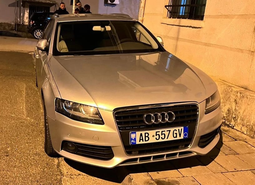 Louer une voiture à Tirana