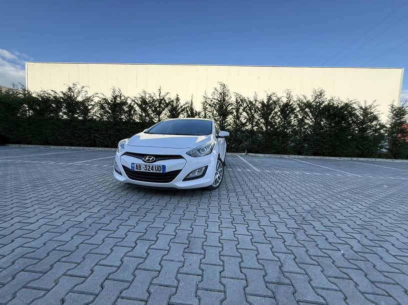 Rent a car in Tirana