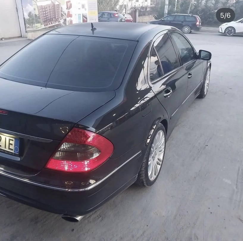 Rent a car in Tirana