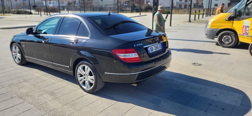 Rent a car in Tirana