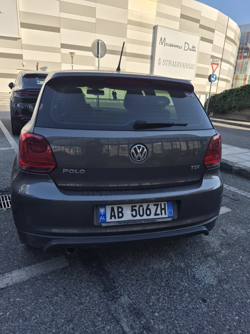 Rent a car in Tirana