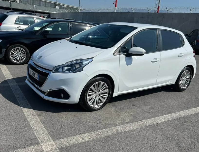 Auto mieten in Tirana