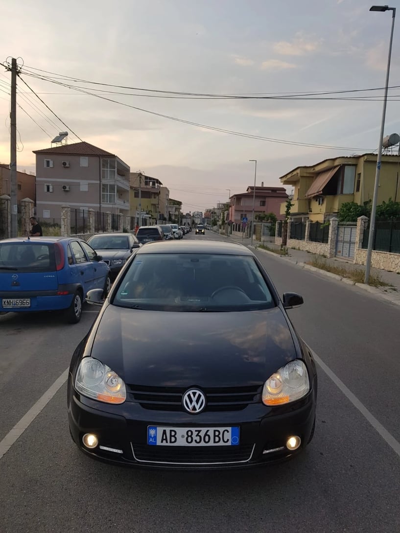 Louer une voiture à Tirana