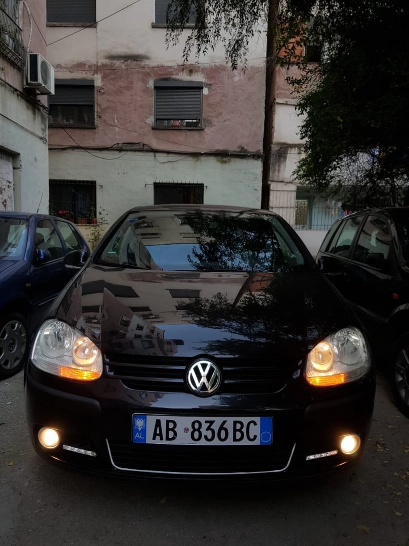 Louer une voiture à Tirana