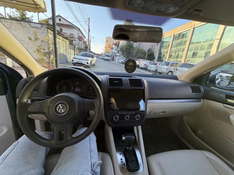 Wynajmij samochód w Tirana
