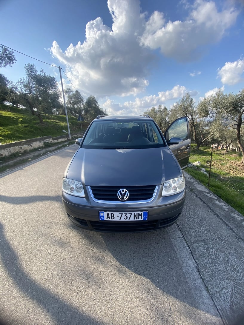 Rent a car in Tirana