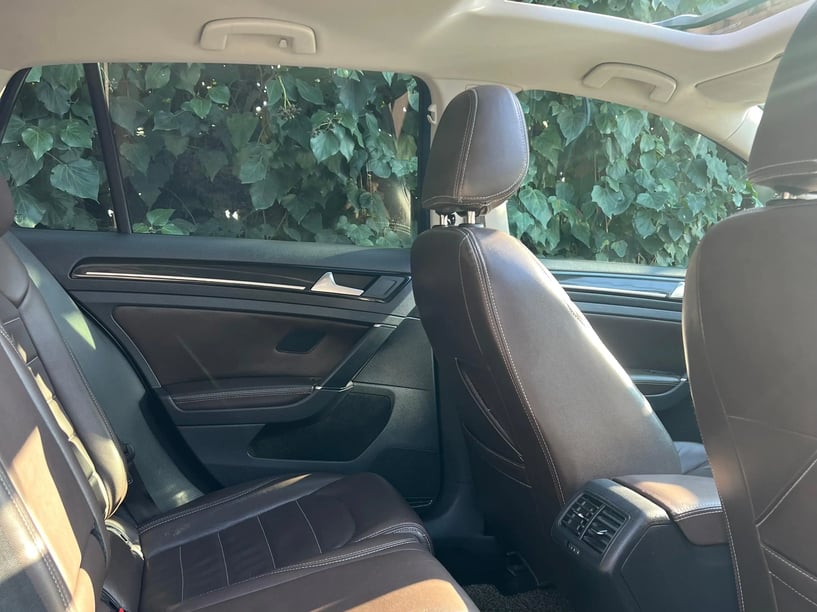 Louer une voiture à Tirana