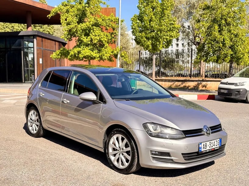 Rent a car in Tirana