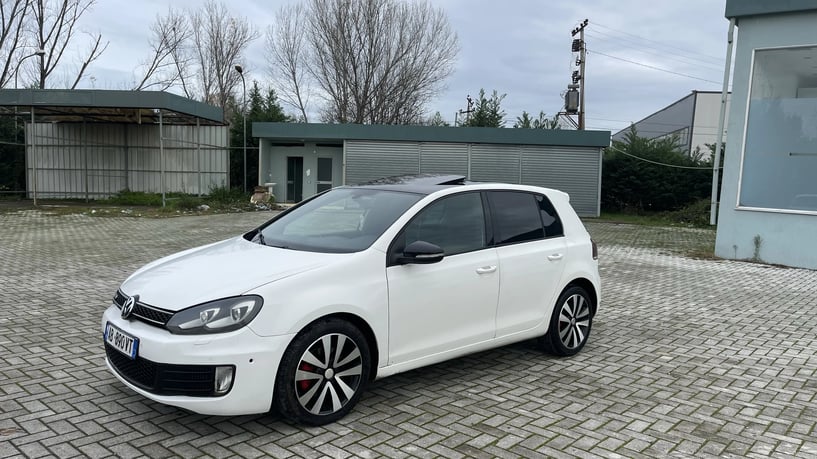Auto mieten in Tirana