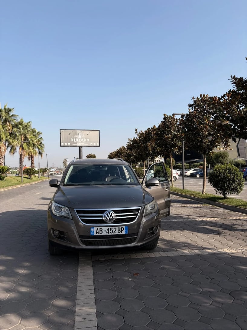 Rent a car in Tirana